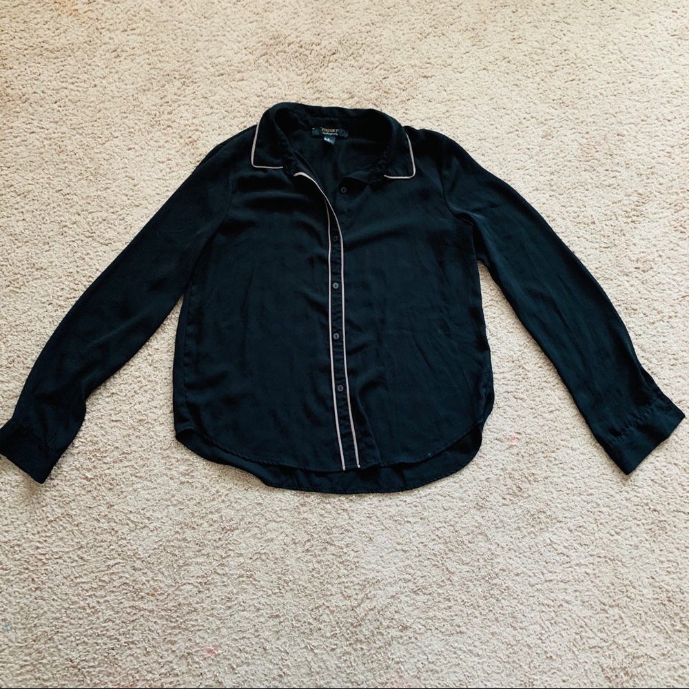 Black blouse